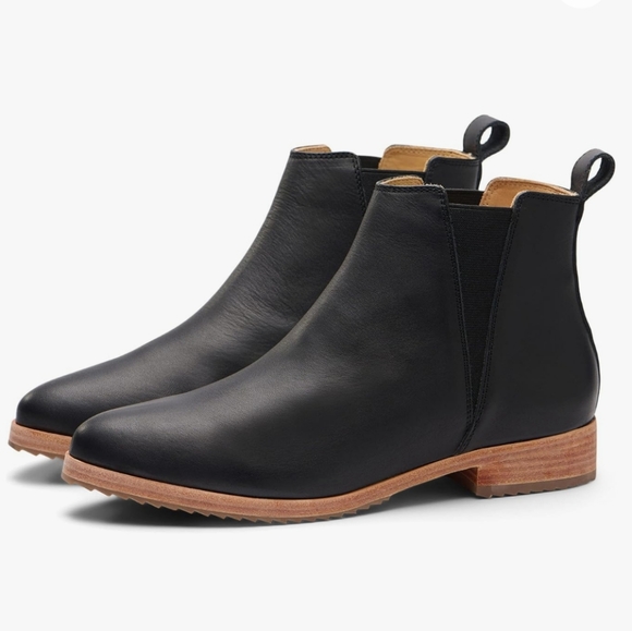 Nisolo Black Leather Eva Everyday Chelsea Boot Size 7.5 ankle booties - Picture 2 of 13